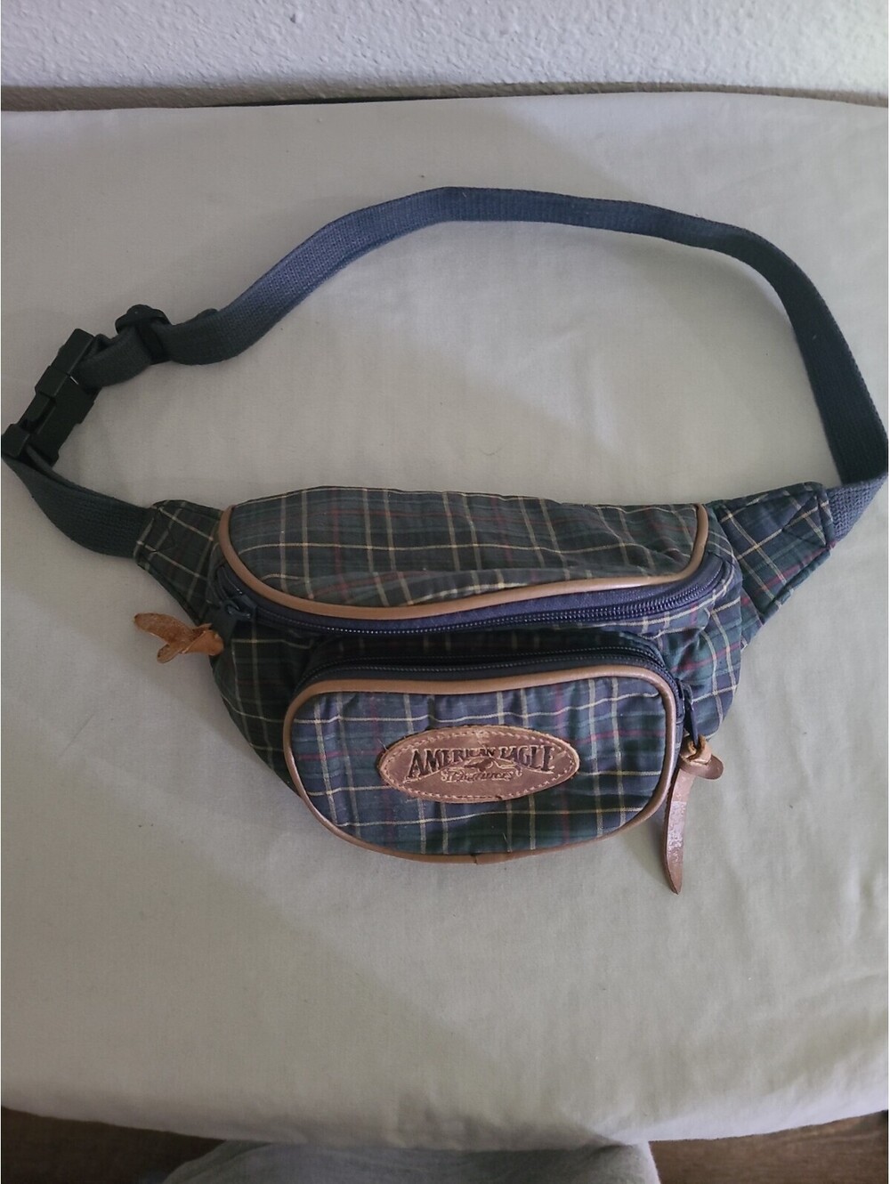 VTG AMERICAN EAGLE OUTFITTERS Plaid "FANNY PACK" WAIST BAG W/ Adjustable Strap